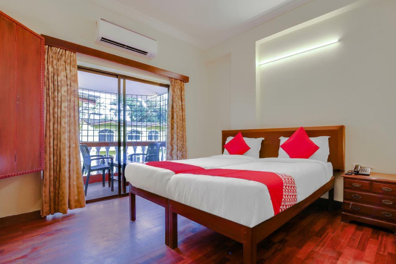 Collection O 45765 Xavier Beach Resort Candolim Exteriör bild